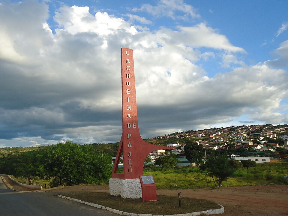 Cachoeira de Pajeú (MG)
