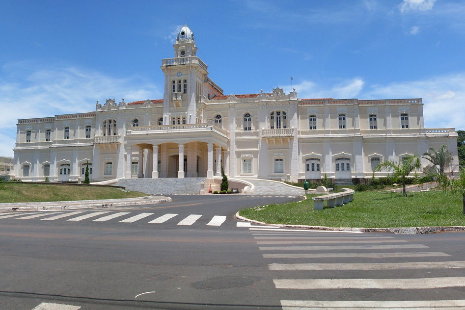 Araguari (MG)