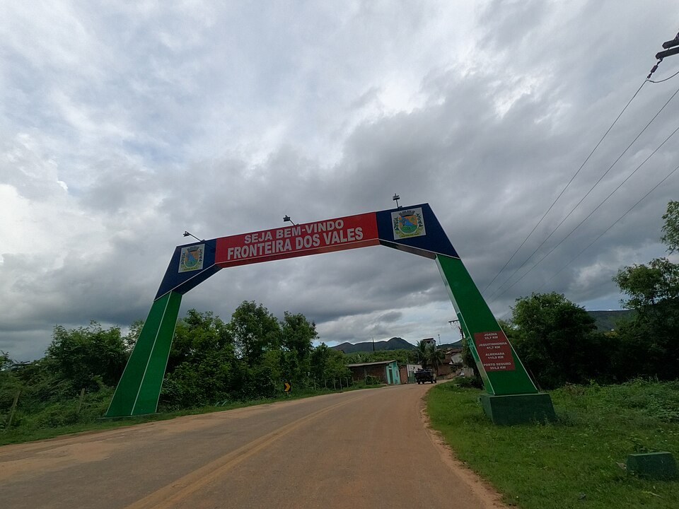 Fronteira dos Vales (MG)