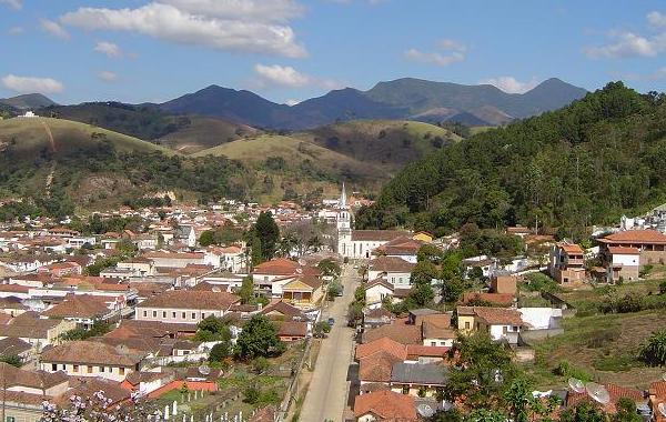 Passa Quatro (MG)