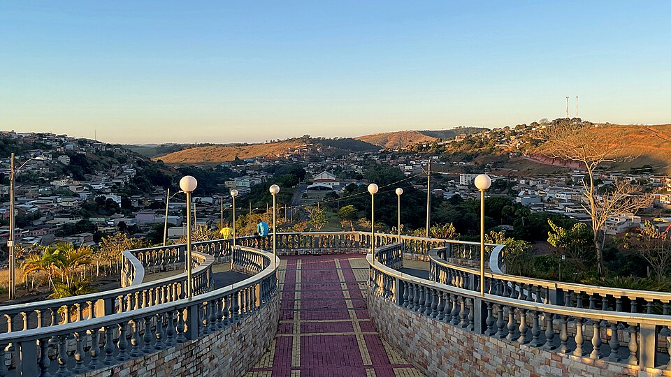 Urucânia (MG)