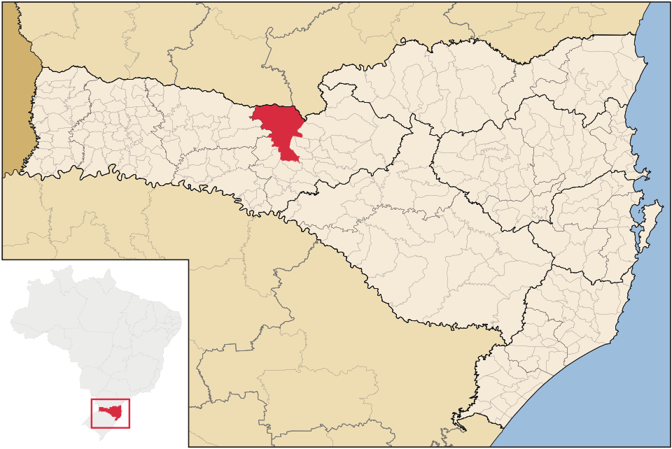 Mapa de localização de Água Doce em SC